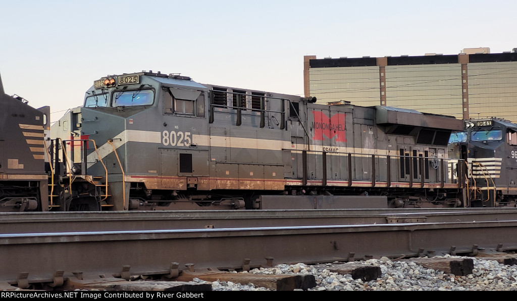 Norfolk Southern 8025 Monongahela Heritage Unit